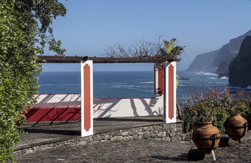 Ponta Delgada Casa | On the North Coast, by the sea - Casa do Terreiro