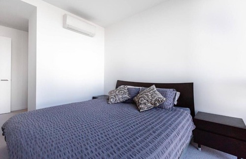 Docklands Apartamento | On the River - A Resort-style Retreat in Docklands