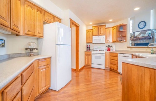 Bayfield Casa | On the river close to all adventure and short drive to Durango (D&S Train/Mesa Verde/Million Dollar HWY)