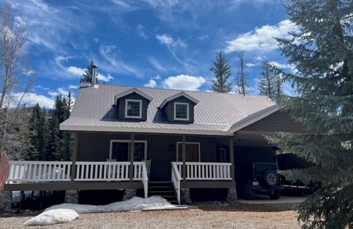 Bayfield Casa | On the river close to all adventure and short drive to Durango (D&S Train/Mesa Verde/Million Dollar HWY)