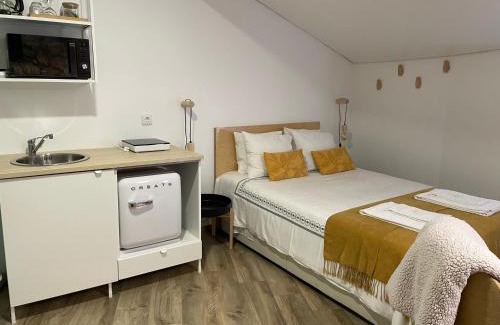 Monsanto Apartamento | On The Rocks