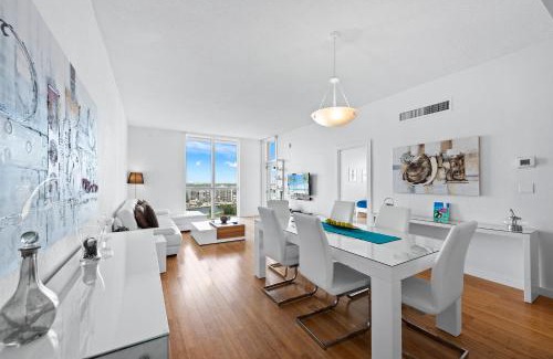 Hollywood South Central Beach Apartamento | On The Sand - All The Amenities - Hollywood Beach