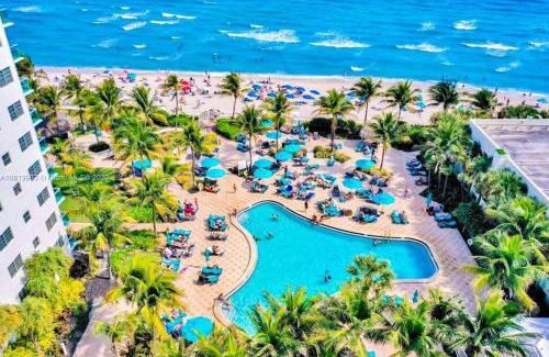 Hollywood South Central Beach Apartamento | On The Sand - All The Amenities - Hollywood Beach