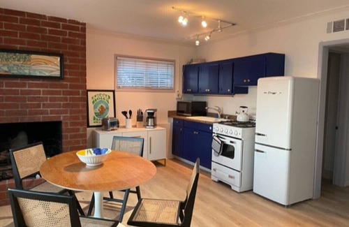 The Strand Apartamento | On The Strand w/parking!