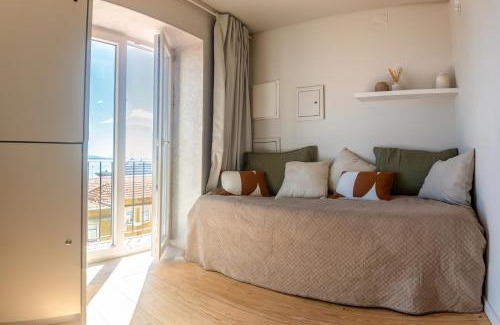 Alfama Apartamento | ON THE WATER Lisbon Historic