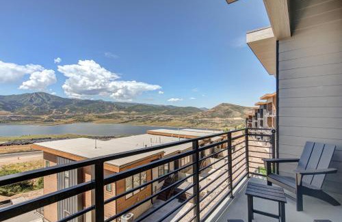 Hideout Casa | On Top of the Mountains - Unit A
