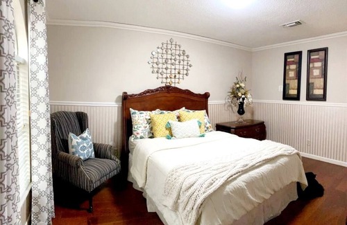 Wake Village Casa | En tu visita a Texarcana Tx. hospedate en esta linda y amplia habitación.