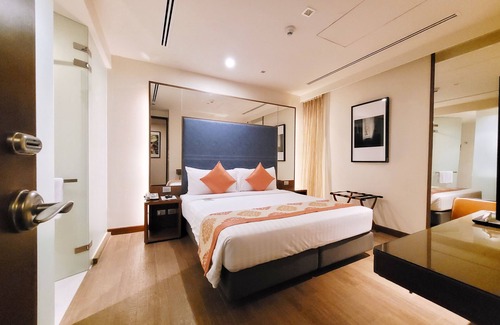Nana Hotel | On8 Sukhumvit Nana Bangkok by Compass Hospitality