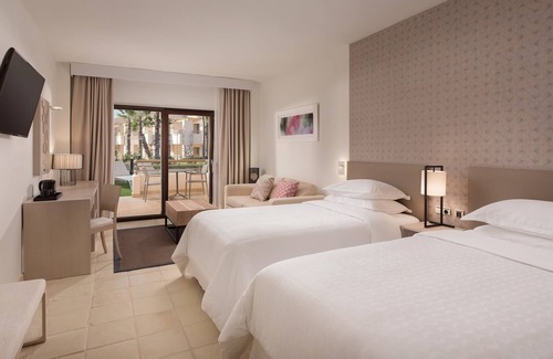 Fuente Álamo de Murcia Hotel | Ona Hacienda del Alamo Golf Resort