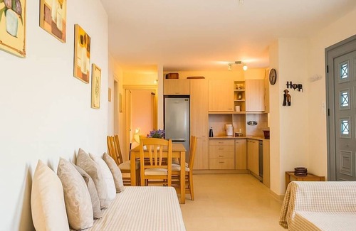 Xylokastro-Evrostina Casa | Onar Zin Seabliss - Mike Poolside Getaway