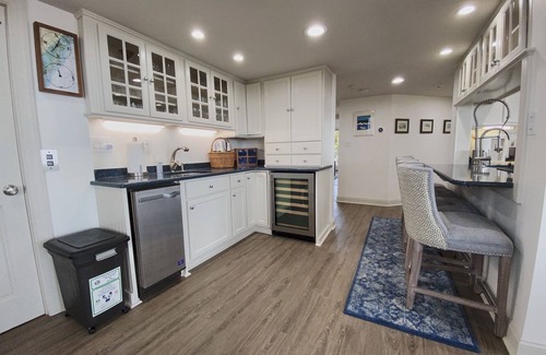 Avalon Casa | Once in a lifetime vacation opportunity with expansive space for the family to enjoy together all while being directly on the beach.
