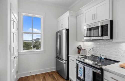 Atlantic Beach Casa | Once Upon a Tide home