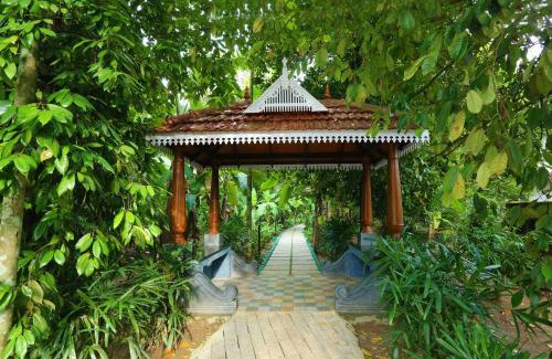 Nedumbassery Complejo | Once Upon The River, Aluva - Near Cochin International Airport