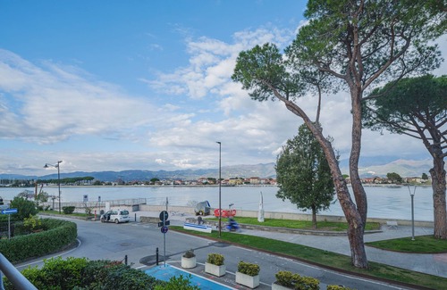 Bocca di Magra Apartamento | Onda Marina by Interhome