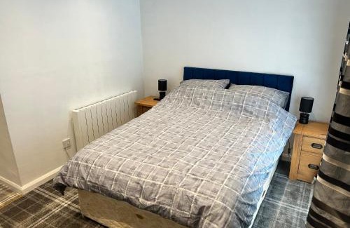Alness Apartamento | One bed and bathroom with kitchen for self catering Alness