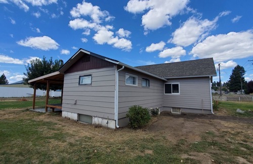 Coeur d'Alene Casa | One bed room -LOWER UNIT- Kitchenette