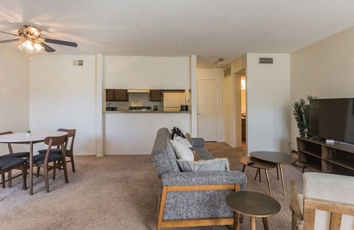 Midland Apartamento | Newly Renovated Midland Suite