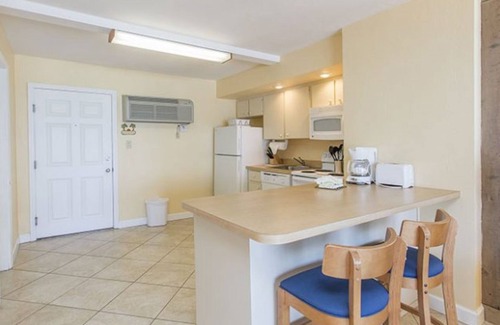 Daytona Beach Shores Complejo | One Bedroom, Luxury Condo, Daytona Beach Shores 2756437