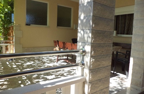 Drvenik Mali Apartamento | Apartamento de una habitación con una terraza Drvenik Mali, Drvenik (A-16787-d)