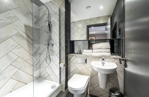 Hope Street Apartamento | One Bedroom Apartment 102 (Sleeps 6)