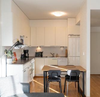 Jyvaskyla Apartamento | One bedroom apartment by the lake with large balcony