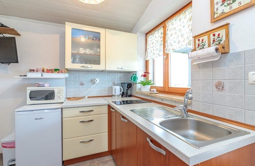 Oprtalj Apartamento | Apartments Sveti Leonard / One bedroom A1