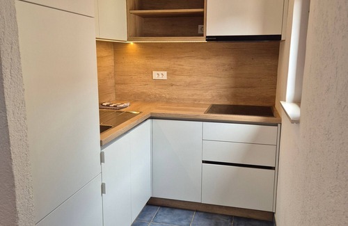 Kustici Apartamento | Apartamento de una habitación en la playa Zubovici, Pag (A-23921-e)
