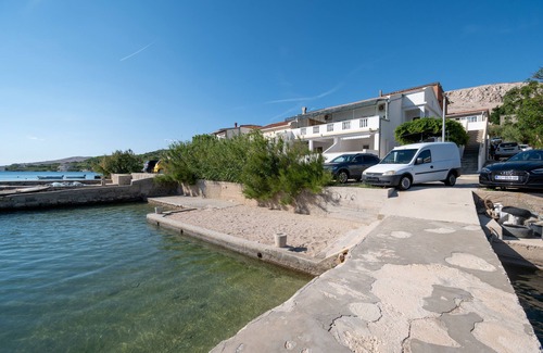 Metajna Apartamento | Apartamento de una habitación en la playa Metajna, Pag (A-6395-b)