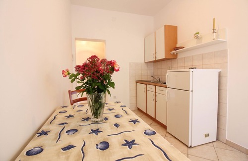 Metajna Apartamento | Apartamento de una habitación en la playa Metajna, Pag (A-6486-c)