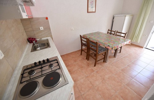 Metajna Apartamento | Apartamento de una habitación en la playa Metajna, Pag (A-6522-g)