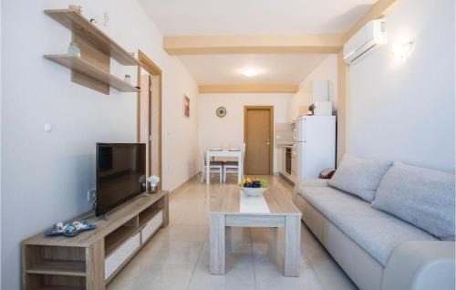 Komarna Apartamento | One-Bedroom Apartment In Komarna