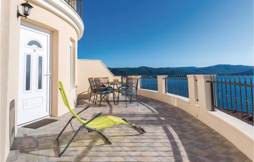 Komarna Apartamento | One-Bedroom Apartment In Komarna