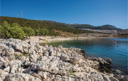 Komarna Apartamento | One-Bedroom Apartment In Komarna