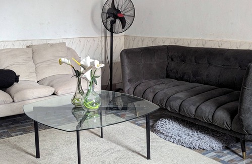 Gwagwalada Apartamento | One bedroom apartment in a very nice area in hajj camp gwagwalada