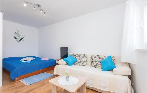 Racisce Apartamento | One-Bedroom Apartment In Racisce
