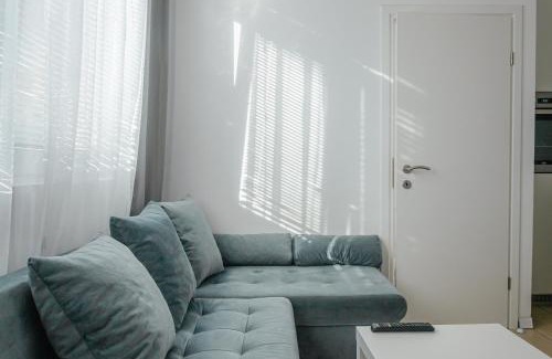 Velji Vinogradi Apartamento | One-Bedroom Apartment in the Center of Budva on a Quiet Street 5 Minutes to the Beach