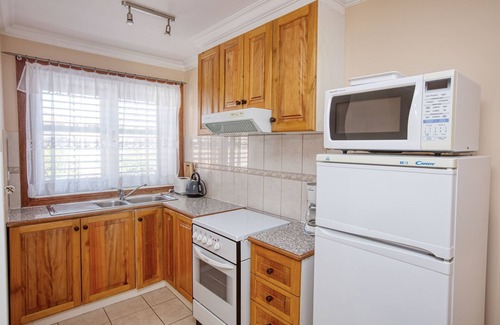 Brodarica Apartamento | Apartamento de una habitación en la playa Brodarica, Sibenik (A-4194-c)