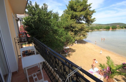 Kraj Apartamento | Apartamento de una habitación en la playa Kraj, Pasman (A-3460-a)