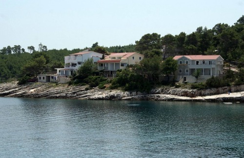Cove Basina (Jelsa) Apartamento | Apartamento de una habitación en la playa Basina, Hvar (A-4599-g)