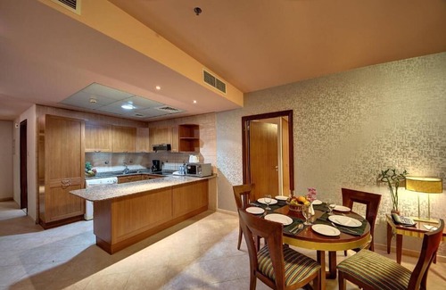 Al Mankhool Hotel | One Bedroom Apartment Near by Day To Day Al Karama