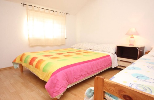 Poljana Apartamento | One bedroom apartment en la playa Poljana, Ugljan (A-8450-b)
