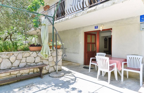 Tkon Apartamento | Apartamento de una habitación en la playa Tkon, Pasman (A-698-c)