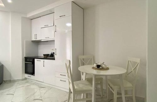 Rafajlovici Apartamento | One-bedroom Apartment, One Step From The Sea