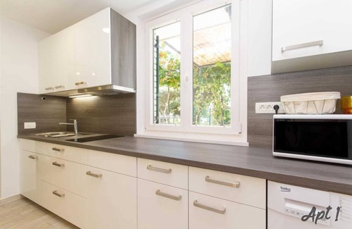 Portoroz Apartamento | One Bedroom Apartment with Terrace Kolenc 1 Portoroz