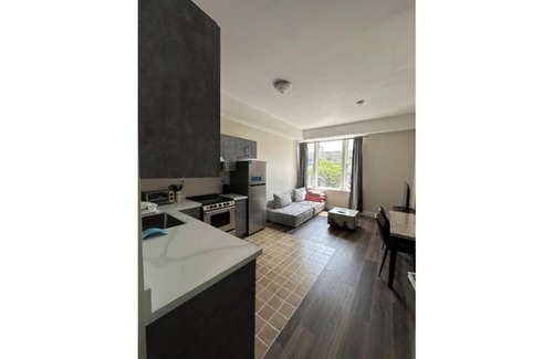 Durham Region Apartamento | One-Bedroom Apartment with City View