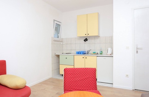 Tucepi Apartamento | Apartamento de una habitación con terraza y vista al mar Tucepi, Makarska (A-2676-a)