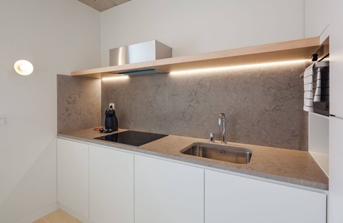 Bonfim Apartamento | One Bedroom Apartment with Balcony and Street View