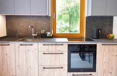 Bovec Apartamento | One-Bedroom Apartment with Large Private Terrace, Mountain View – House Elipsa