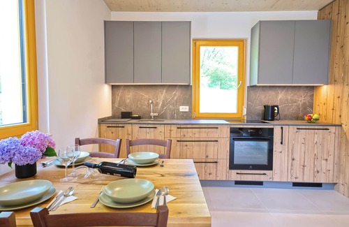 Bovec Apartamento | One-Bedroom Apartment with Large Private Terrace, Mountain View – House Elipsa