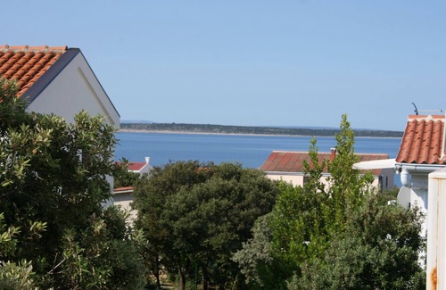 Mandre Apartamento | Apartamento de una habitación con terraza y vista al mar Mandre, Pag (A-6405-c)